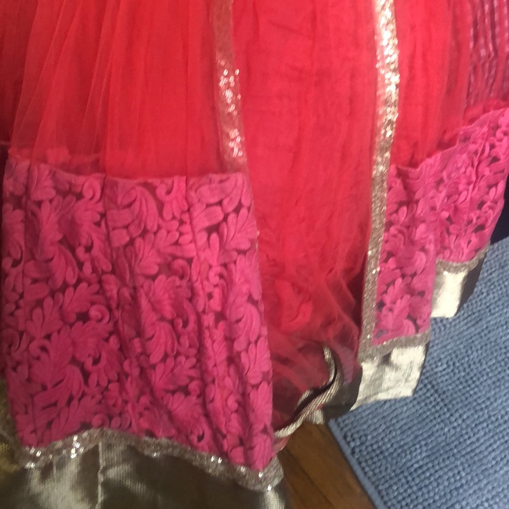 Pretty in pretty Indian gown. - Picture 10 of 10